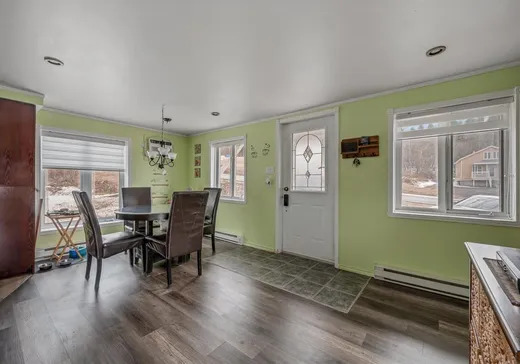 Maison à vendre - 752 Boul. 138, St-Tite-Des-Caps, G0A 4J0