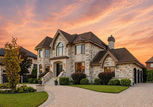 Maison à étages à vendre - 4100 Rue de Louviers, Brossard, J4Y0J1