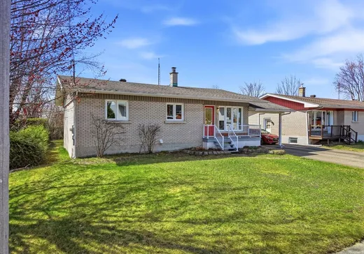 Maison à vendre - 641 Rue Leclerc, Acton Vale, J0H 1A0