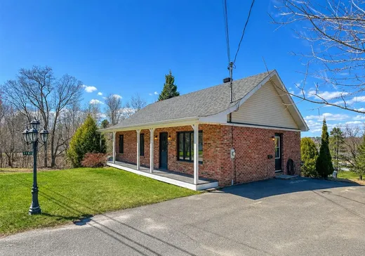 Maison à vendre - 1181 Rue Adélard, Magog, J1X 3S1