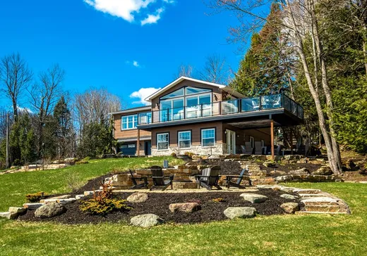 Maison à étages à vendre - 33 Grande Allée, Magog, J1X0M6