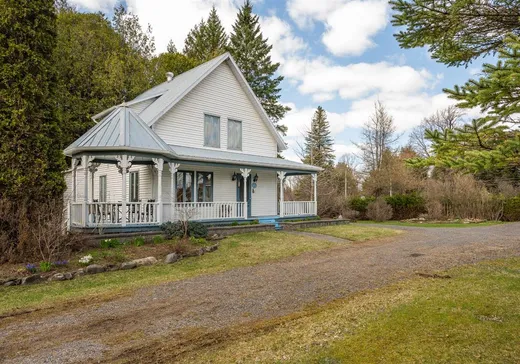 Maison à vendre - 213 Route 202 E., Bedford, J0J 1A0