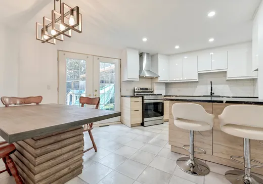 Maison à vendre - 2285 Rue Aladin, Laval (Auteuil), H7K 1M1