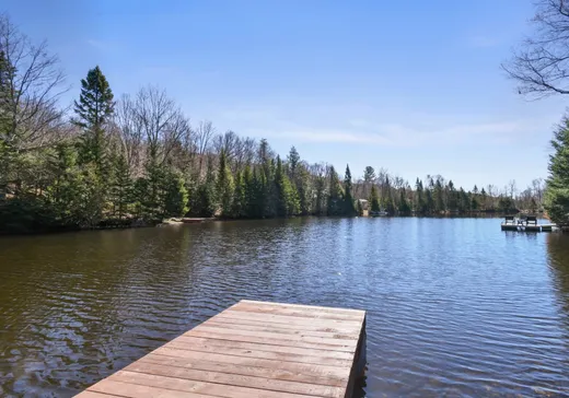 Two or more stories for sale - 180 Rue Laurette, Saint-Calixte, J0K1Z0