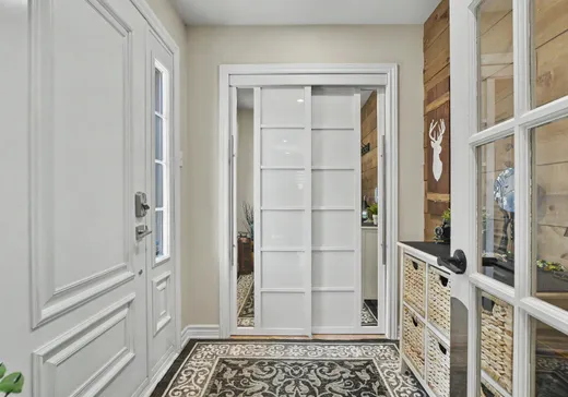 Maison à vendre - 3159 Rue Roger, Sainte-Marthe-sur-le-Lac, J0N 1P0