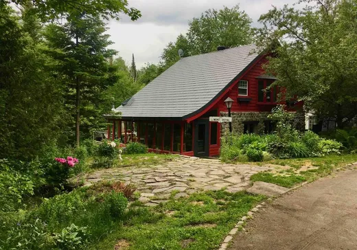 Two or more stories for sale - 1066 Ch. du Village, Morin-Heights, J0R1H0
