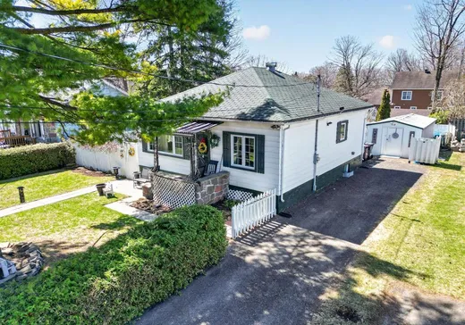 Maison à vendre - 96 Rue Crescent, Deux-Montagnes, J7R 4C4