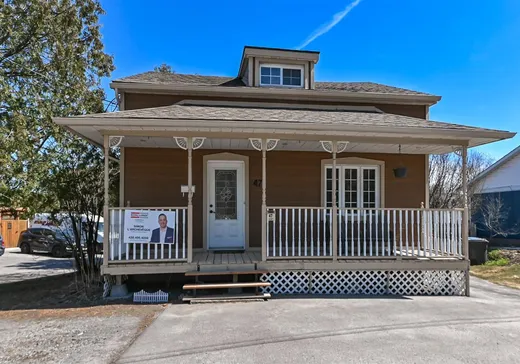 Two or more stories for sale - 47 Ch. de la Côte-St-Louis E., Blainville, J7C1C5