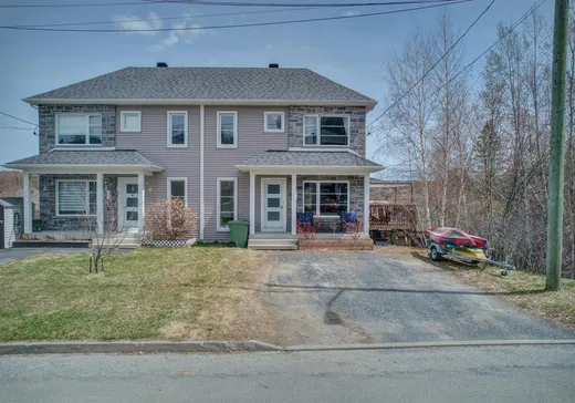 Two or more stories for sale - 1917 Rue du Chèvrefeuille, Fleurimont, J1E0J6