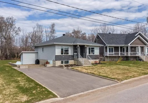 House for sale - 1945 Av. Antoine-Poliquin, Becancour, G9H 0R3