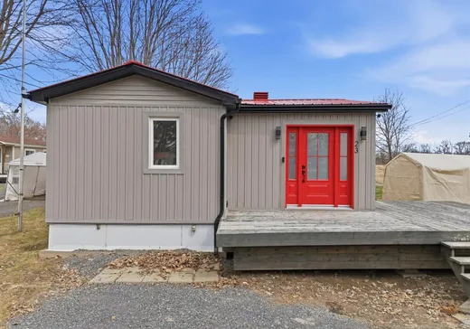 Bungalow for sale - 23 Rue Aldéas-Lachapelle, St-Francois-Du-Lac, J0G1M0