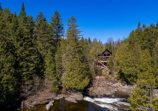 1 1/2 Storey for sale - 250 Rue Frenette, Saints-Martyrs-Canadiens, G0P1A0