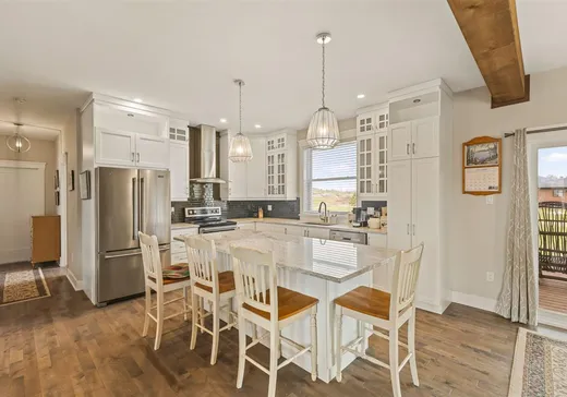 Maison à vendre - 4 Ch. Bates, Chelsea, J9B 0B6
