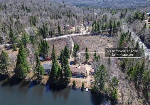 Bungalow à vendre - 12 Ch. du Lac-Adair, Saint-Hippolyte, J8A3H5