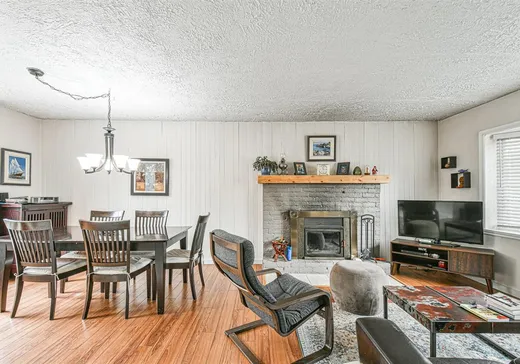Maison à vendre - 340 Rue des Plaines, Sainte-Adèle, J8B 1P6