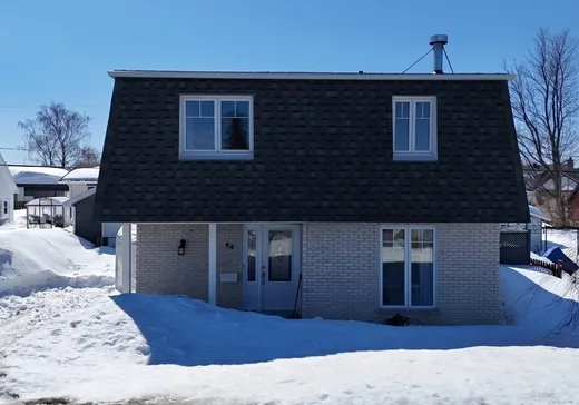 Maison à vendre - 94 Rue De La Vérendrye, Sept-Îles, G4R 4W9