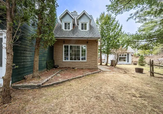 Maison à vendre - 2390 Rue de la Carriole, Sainte-Adèle, J8B 1Z9