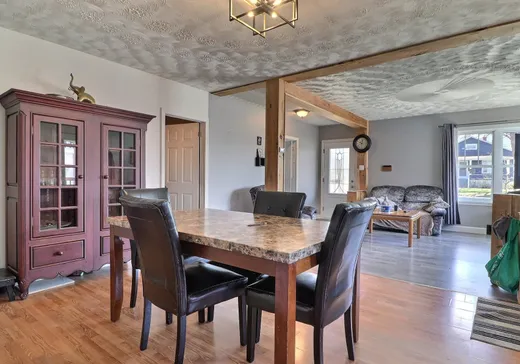 Maison à vendre - 18 Boul. Kirouac, Warwick, J0A 1M0