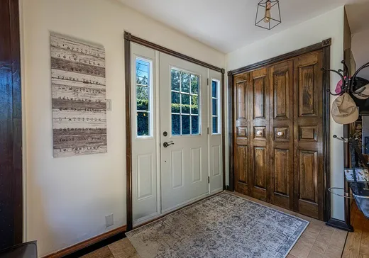 Maison à vendre - 104-106 Ch. des Perles, Saint-Sauveur, J0R 1R2
