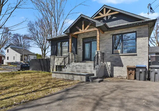 Maison à vendre - 2949Z-2947AZ Rue des Érables, Sainte-Marthe-sur-le-Lac, J0N 1P0