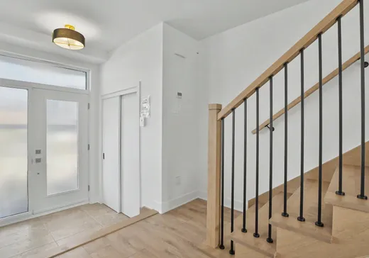 Maison à vendre - 471 Rue du Muscat, Sainte-Marthe-sur-le-Lac, J0N 1P0