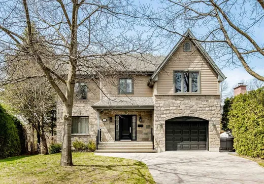 Maison à étages à vendre - 2750 Rue du Roussillon, Sherbrooke, J1L1A1