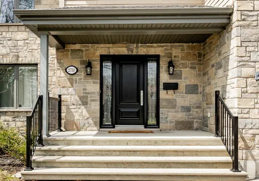 Maison à vendre - 2750 Rue du Roussillon, Sherbrooke, J1L 1A1
