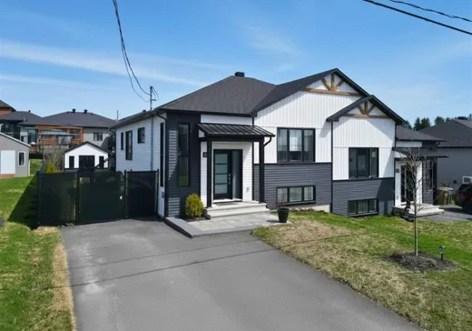 Bungalow à vendre - 238 Rue Charles-Grenier, East Angus, J0B1R0