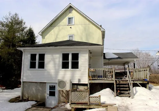 Maison à vendre - 79 Rue Roy, Maniwaki, J9E 2M4