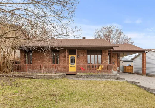 Bungalow à vendre - 15 Rue Alain, Gatineau, J8V1K1