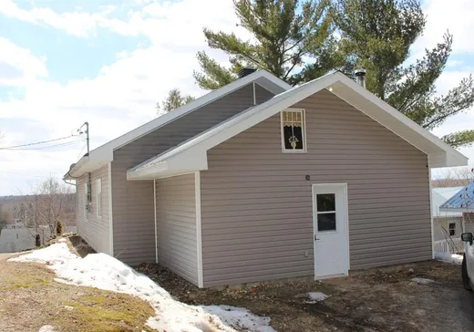 Maison à vendre - 250 Rue Scott, Maniwaki, J9E 2P3