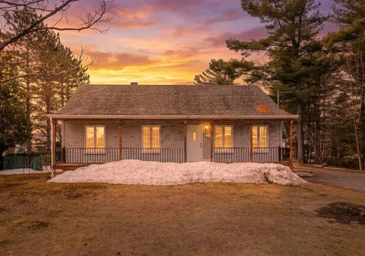 Bungalow à vendre - 11 Route de Duchesnay, Sainte-Catherine-de-la-Jacques-Cartier, G3N0J2