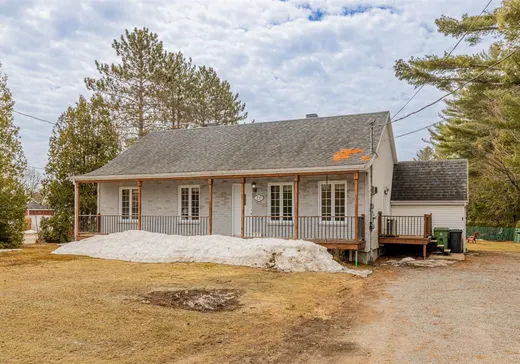 Maison à vendre - 11 Route de Duchesnay, Sainte-Catherine-de-la-Jacques-Cartier, G3N 0J2
