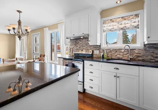 Maison à vendre - 8 Rue des Cèdres, Baie-Saint-Paul, G3Z 2H8