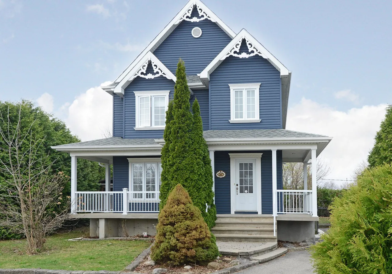 974 Rue St-Clément — photo 1