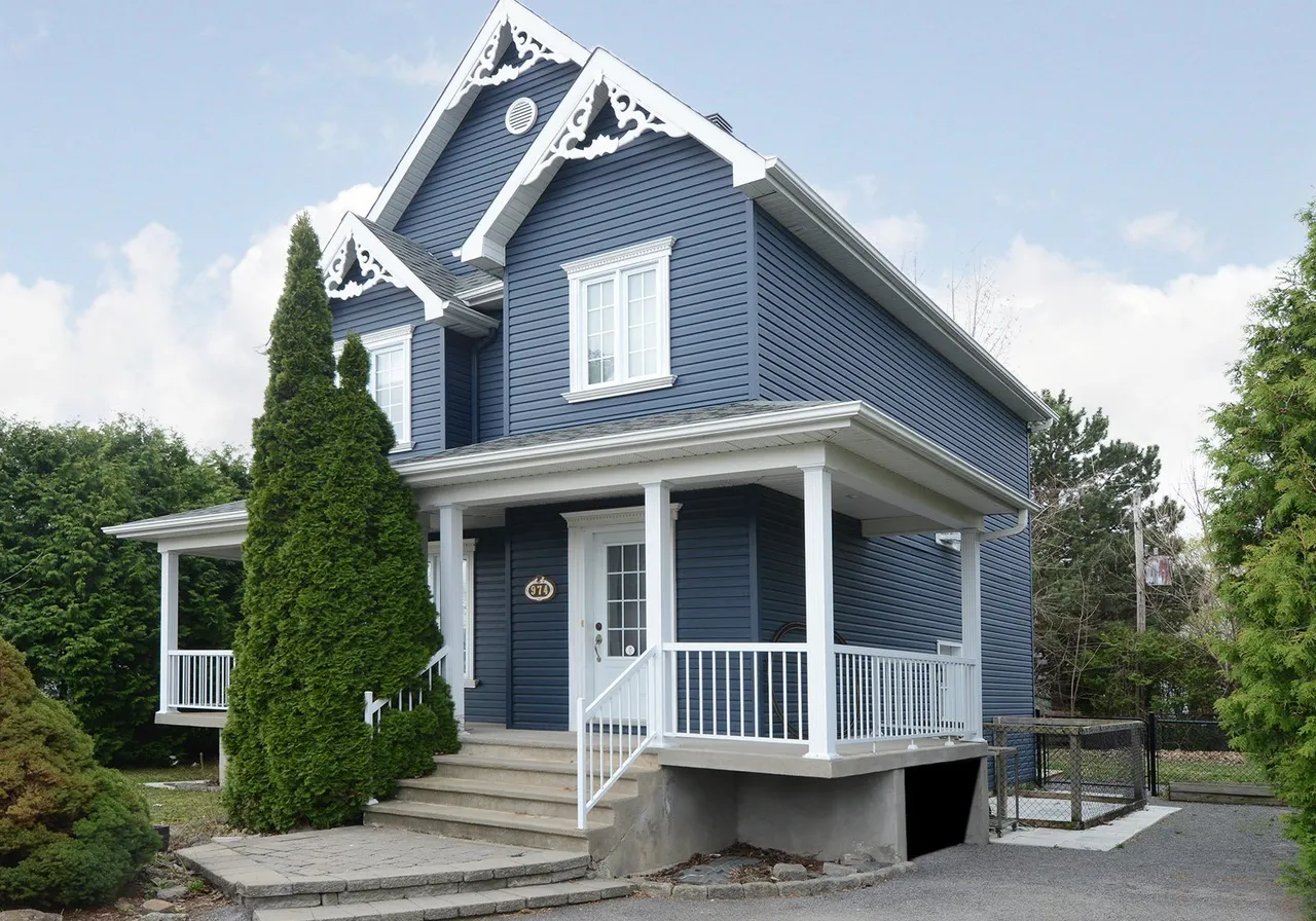 974 Rue St-Clément — photo 3