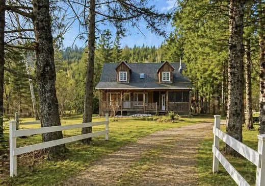 Two or more stories for sale - 991 Route des Sept-Chutes, Ste-Émelie-de-l'Énergie, J0K2K0