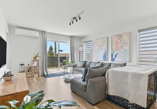 Condo à vendre - 3175 Rue André, Sainte-Marthe-sur-le-Lac, J0N 1P0