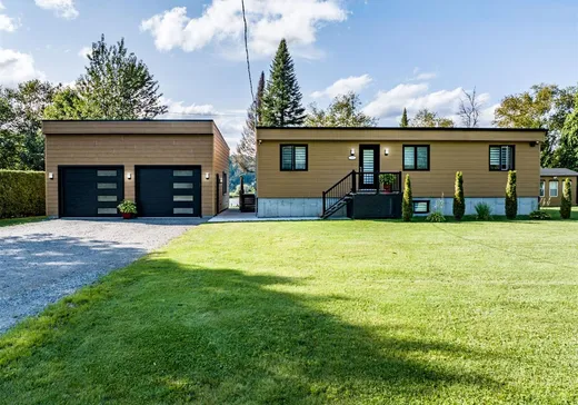Bungalow for sale - 785 Rue Mongrain, Saint-Roch-de-Mékinac, G0X2E0