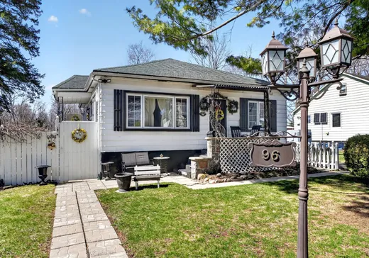 Maison à étages à vendre - 96 Rue Crescent, Deux-Montagnes, J7R4C4