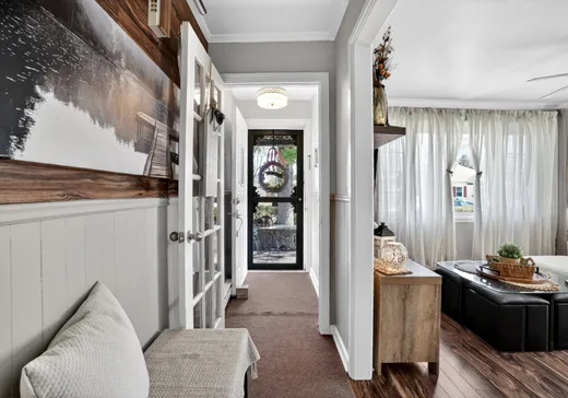 Maison à vendre - 96 Rue Crescent, Deux-Montagnes, J7R 4C4