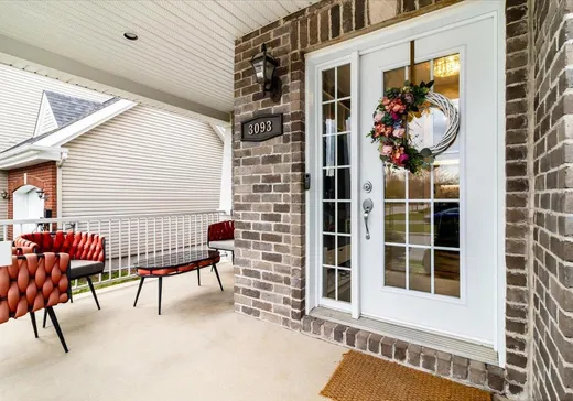 Maison à vendre - 3093 Rue du Mistral, Sainte-Marthe-sur-le-Lac, J0N 1P0