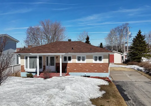 Maison à étages à vendre - 3 Rue Couillard, Sept-Îles, G4R1G2