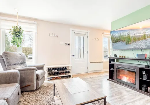 Maison à vendre - 19 Rue Laurier, Salaberry-de-Valleyfield, J6S 4S7