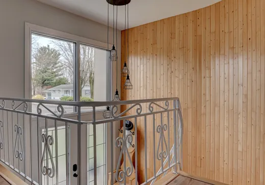 Maison à vendre - 677-677A Rue St-Marc, Joliette, J6E 5J6