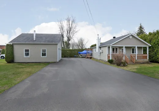 Maison à vendre - 1515 Rue Principale, Saint-Zotique, J0P 1Z0
