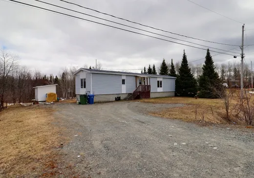 House for sale - 139 Rue de l'Étang, Val-d'Or, J9P 4N7