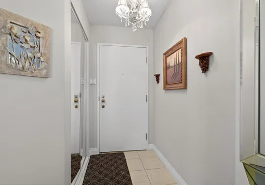 Condo à vendre - 30 Boul. Quinn 406, Laval (Laval-des-Rapides), J4H 4B3