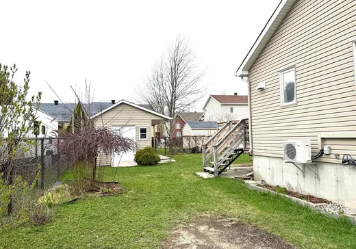 Maison à vendre - 51 Rue P.J.Lemoyne, Saint-Polycarpe, J0P 1X0