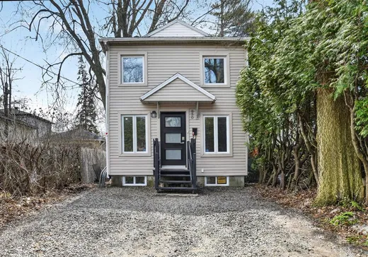 Two or more stories for sale - 850 36e Rue, Laval (Laval-West), H7R2C5